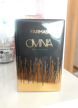 Farmasi Farmasi omna parfüm