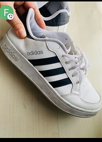 Kadın adidas ayakkabı