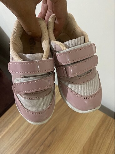 LC Waikiki Spor ayakkabı ilk adım