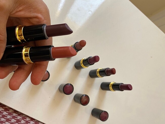 Avon ruj