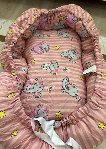 Pembe Desenli Çocuk Uyku Yastığı - Görsel 2