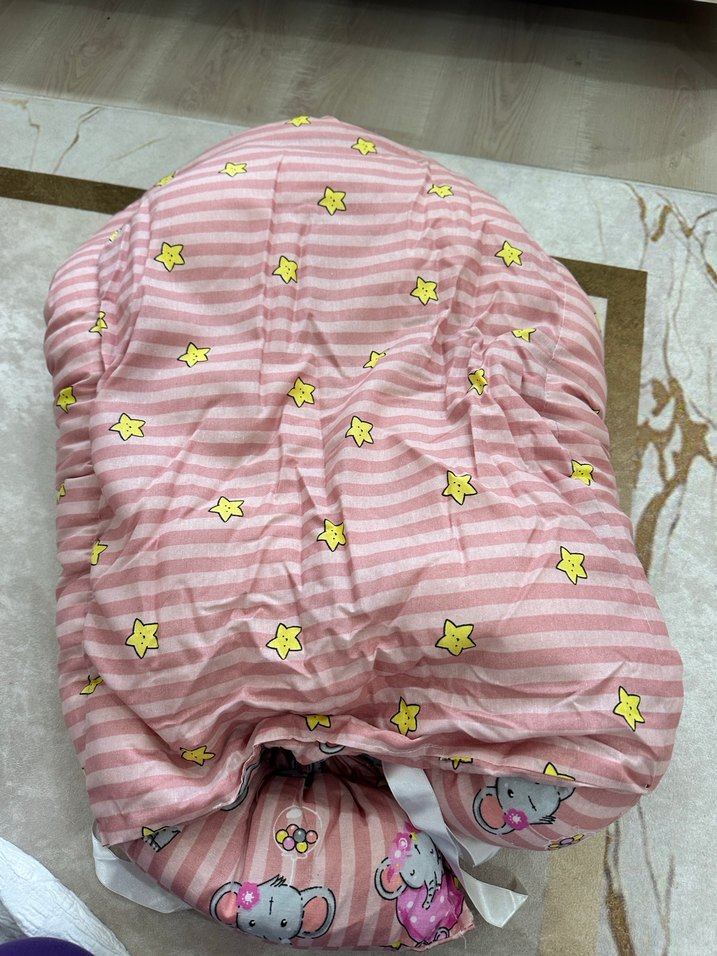 Pembe Desenli Çocuk Uyku Yastığı - Görsel 4