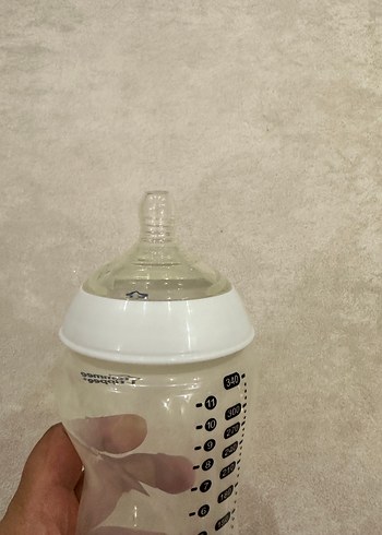 Tommee Tippee Beyaz Bebek Biberonu - Görsel 3