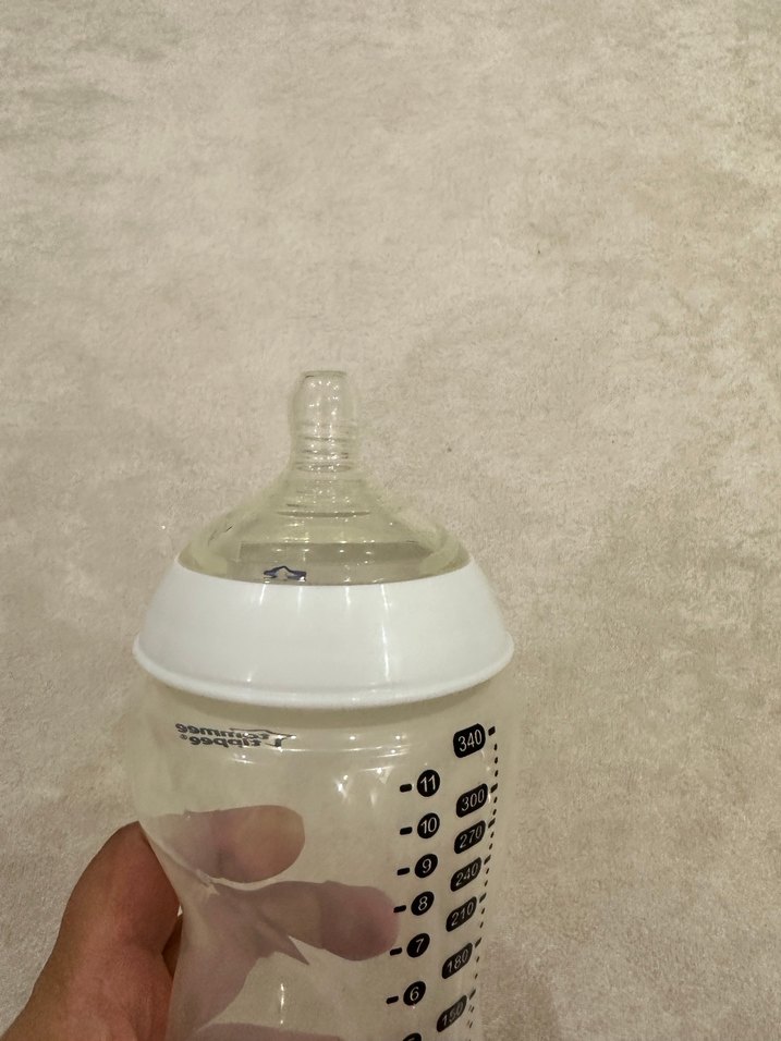 Tommee Tippee Beyaz Bebek Biberonu - Görsel 3