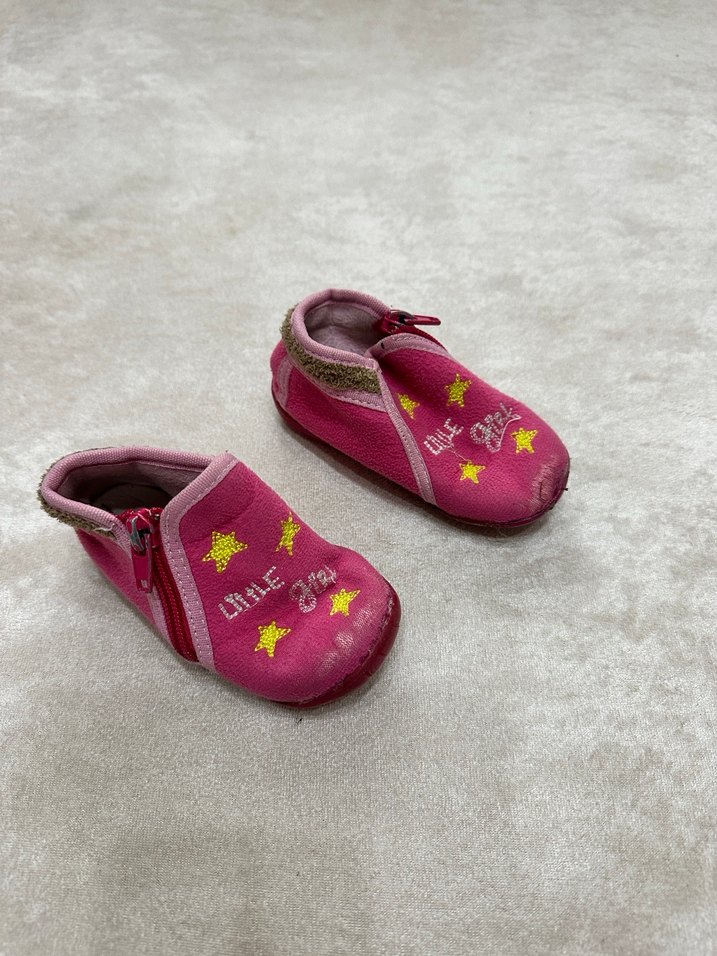 Pembe Nakışlı Kız Çocuk Kaydırmaz Terlik - Görsel 2