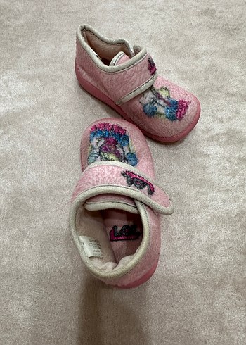 Kız Çocuk Pembe Nakışlı Sıcak Terlik - Görsel 3