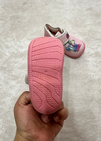 Kız Çocuk Pembe Nakışlı Sıcak Terlik - Görsel 4