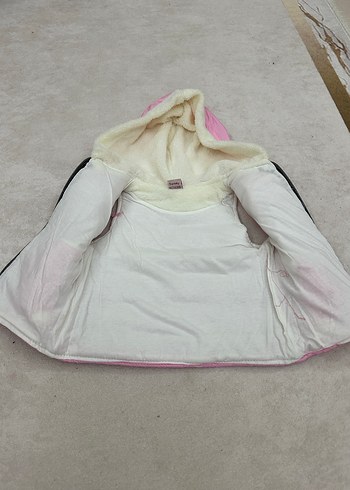 Kız Çocuk Kapüşonlu Nakışlı Pembe Yelek - Görsel 2