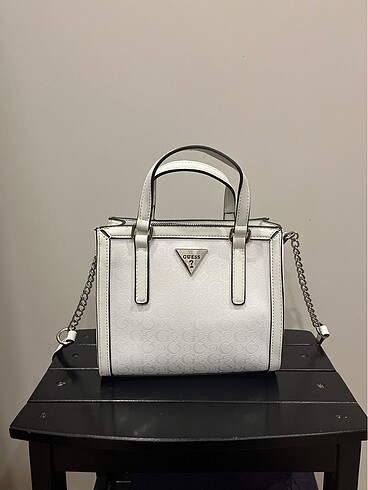 Guess çanta
