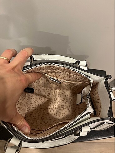  Beden Guess çanta