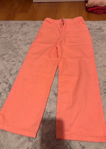 Pembe Rahat Kesim Kız Pantolonu