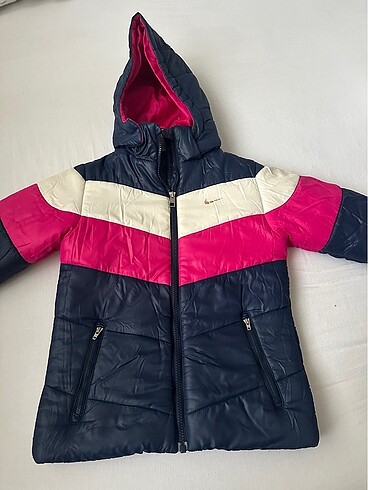 Orjinal Nike kız çocuk mont 8-10 yaş