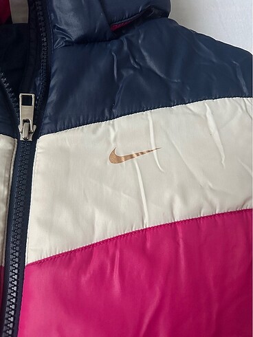 8 Yaş Beden Orjinal Nike kız çocuk mont 8-10 yaş