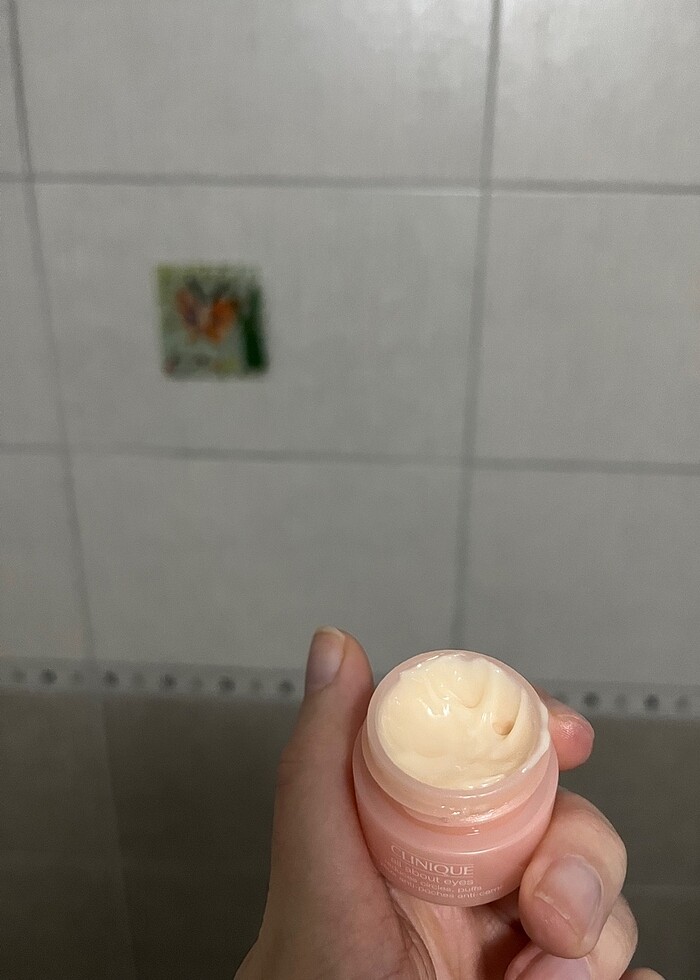 Clinique göz kremi - Görsel 2