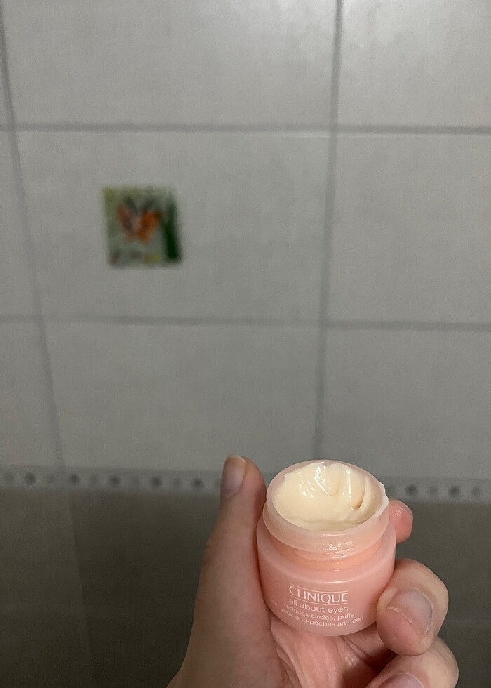 Clinique göz kremi - Görsel 3
