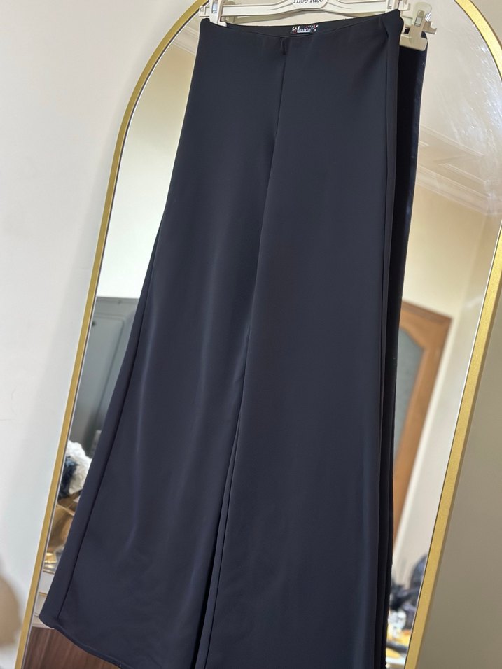 Kadın Siyah Pilili Uzun Kumaş Pantolon - Görsel 4