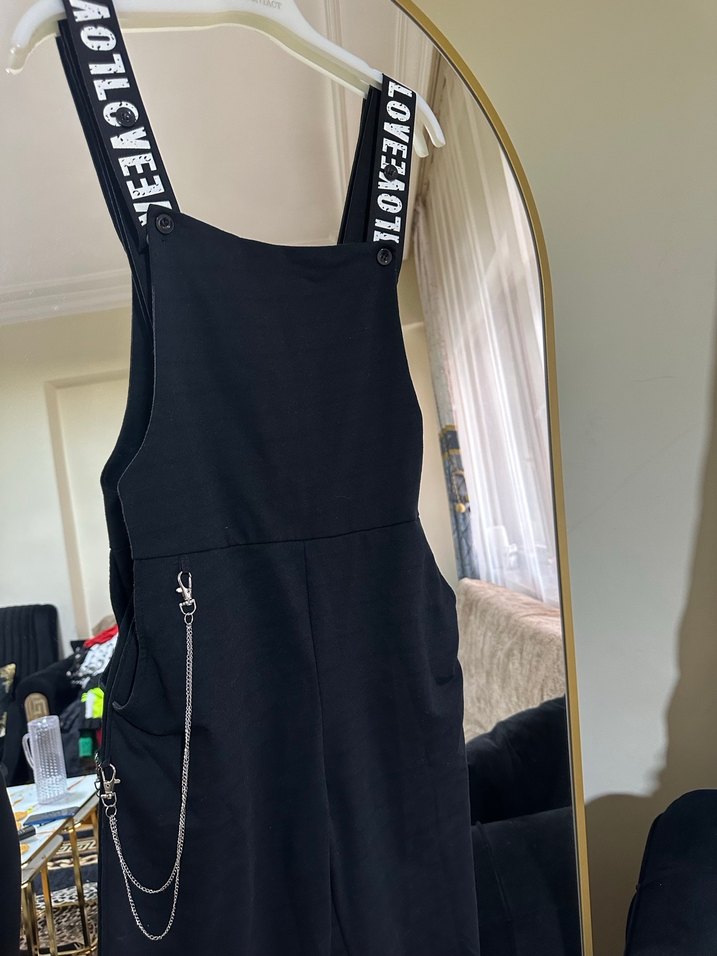 Zincir Detaylı Siyah Kadın Midi Salopet - Görsel 2