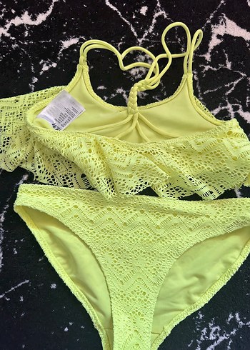 9 Yaş Beden Nakış Detaylı Sarı Kız Çocuk Bikini