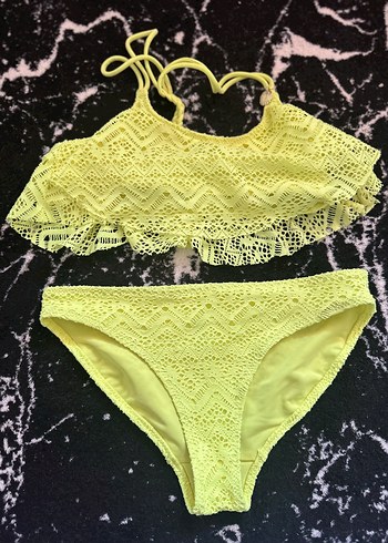 Nakış Detaylı Sarı Kız Çocuk Bikini