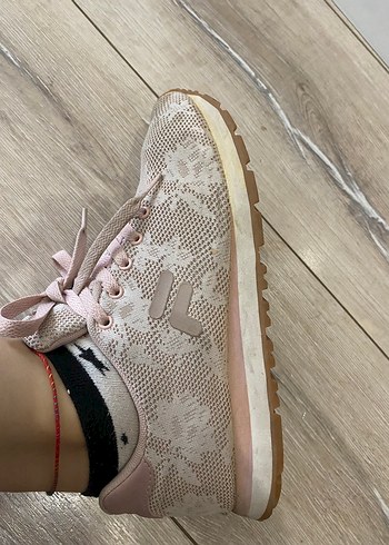 Pembe Yılan Desenli Stiletto Topuklu Spor Ayakkabı
