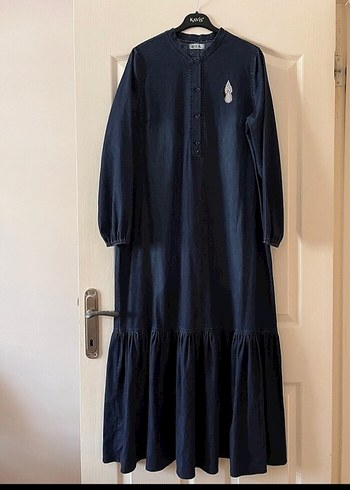 Nakışlı Lacivert Uzun Denim Elbise
