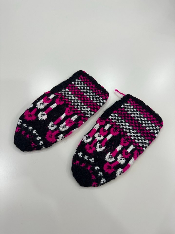 Renkli Örgü kadın patiği - Görsel 2