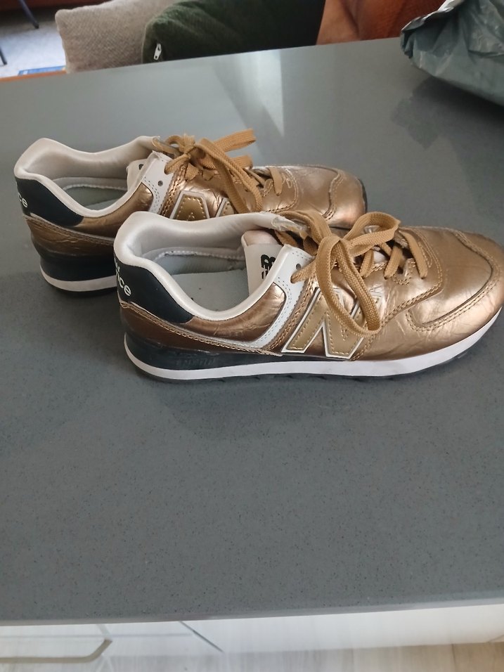 New Balance Kadın Spor Ayakkabı - Görsel 2