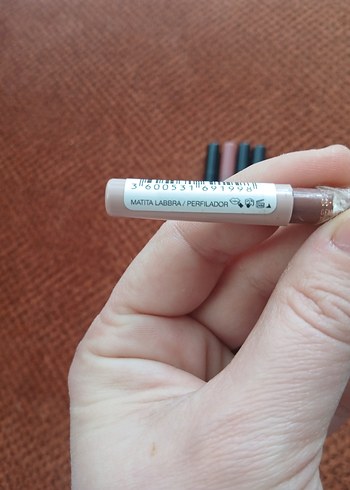 5 li Dudak Kalemi Seti - Görsel 2