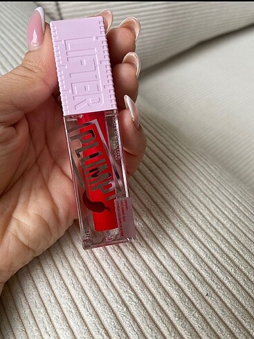 Maybelline Lifter Plump-Red Flag