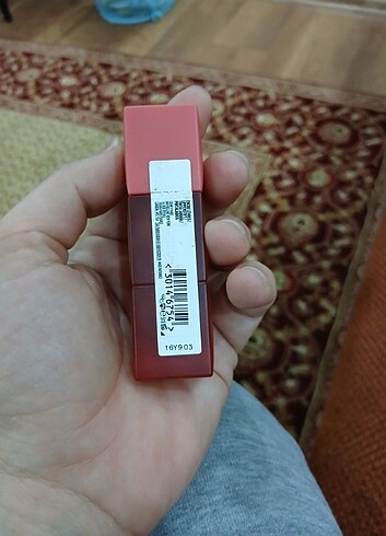 Beden Maybelline Teddy Tint
