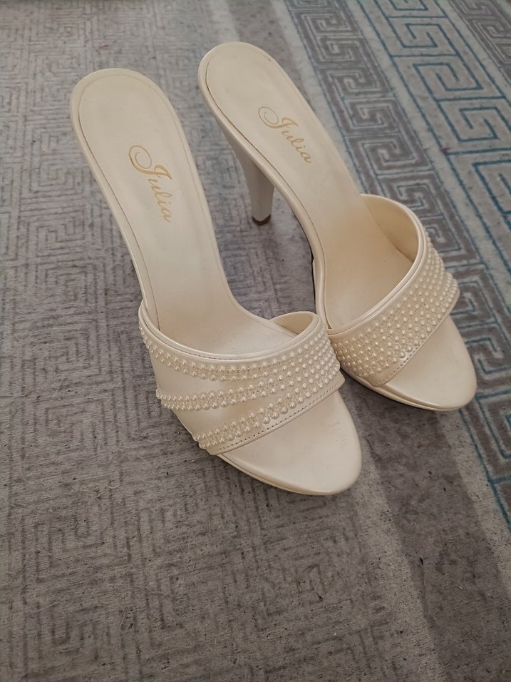 Beyaz İnci İşlemeli Stiletto Gelin Ayakkabısı - Görsel 4