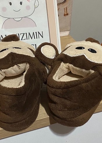 Kız Çocukları Kahverengi Nakışlı Sıcak Terlik - Görsel 2