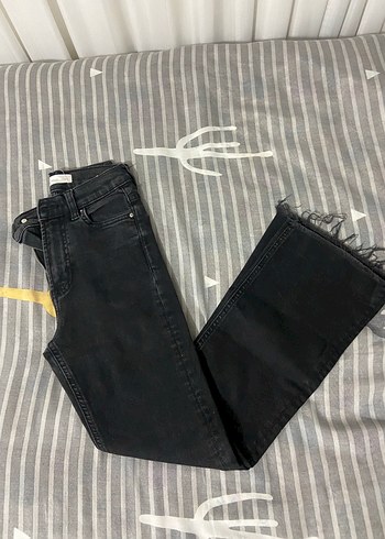 Mango Rahat Ve Sik Siyah Denim Jean