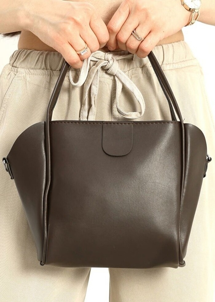 Tokalı deri omuz çantası  - Görsel 3