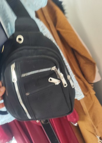 Fermuarlı Siyah Kadın Deri Sırt Çantası - Görsel 2