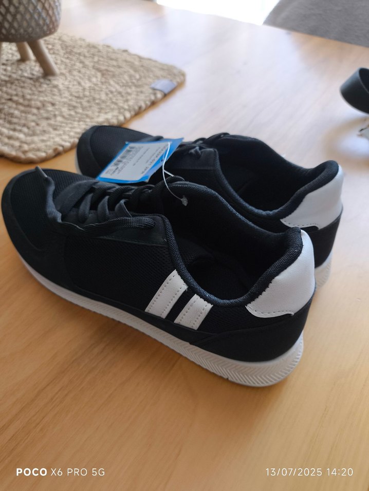 Siyah beyaz Kadın Spor Ayakkabı terox marka flodan alindi - Görsel 2