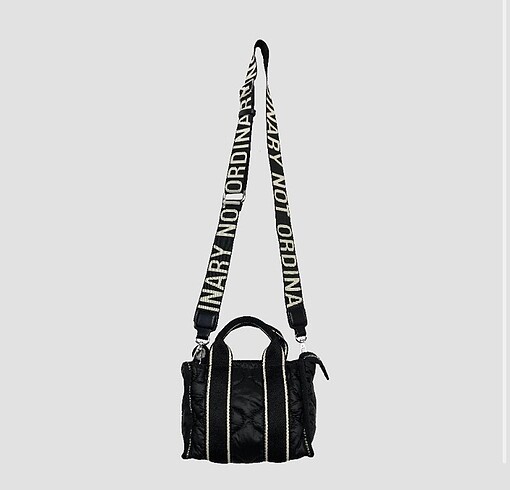 Zara askılı mini çanta