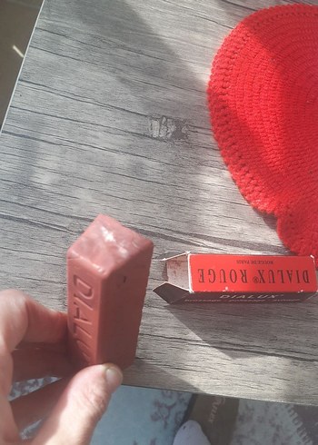 Dialux Rouge kırmızı Parlatma Cilası - Görsel 4