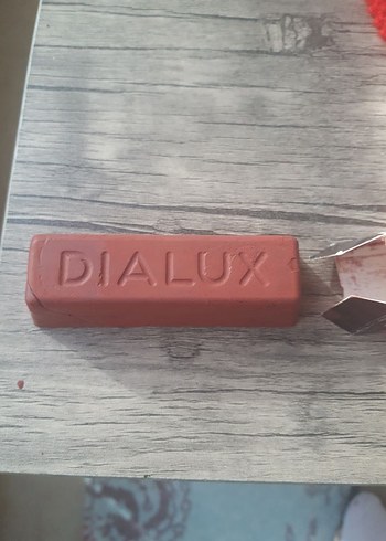 Dialux Rouge kırmızı Parlatma Cilası - Görsel 3