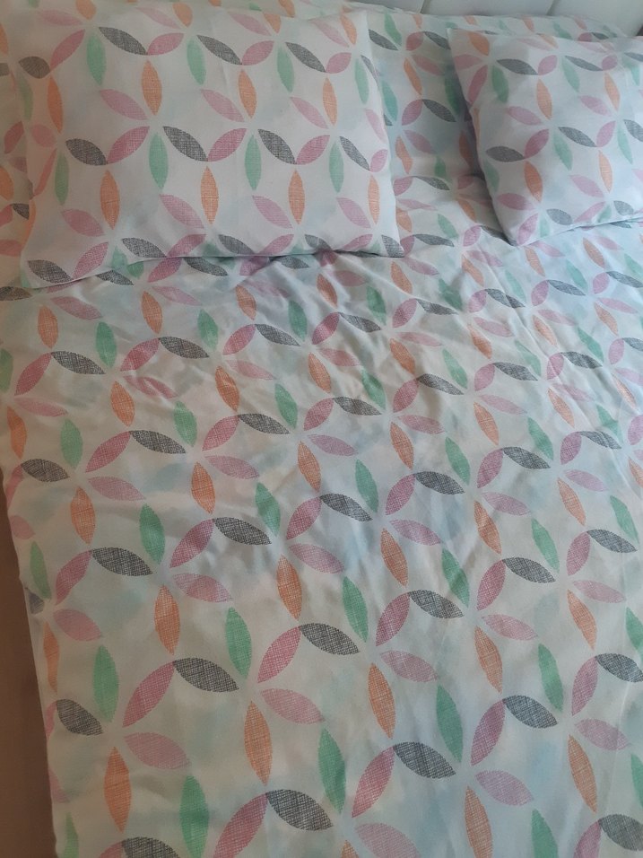 Pastel Renkli Çoklu Desenli Çarşaf Takımı - Görsel 2
