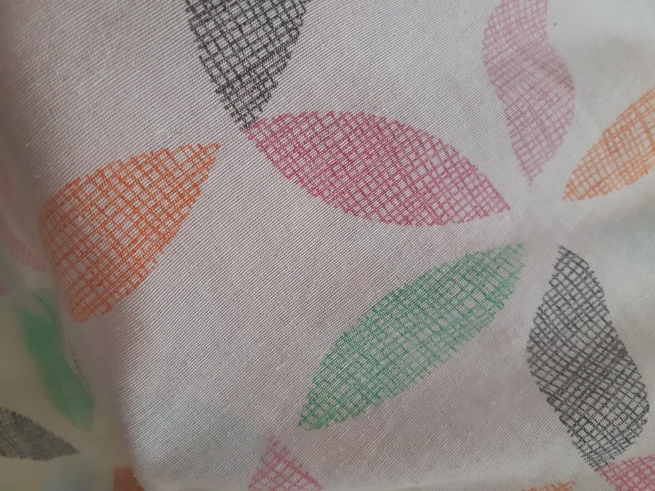 Pastel Renkli Çoklu Desenli Çarşaf Takımı - Görsel 3