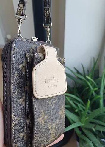 Louis Vuitton şık çanta& cüzdan