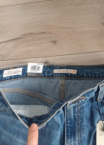 31 Beden Orijinal Levi's Jeans/Kot Pantolon/unisex kullanım 