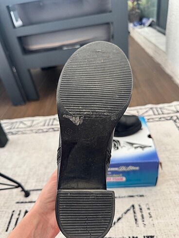 39 Beden siyah Renk 7 cm topuklu bot