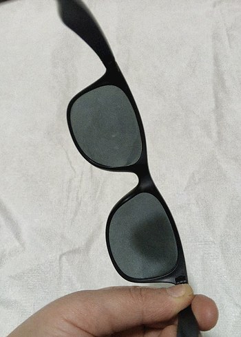 Şeffaf Siyah Kadın Güneş Gözlüğü - Görsel 3