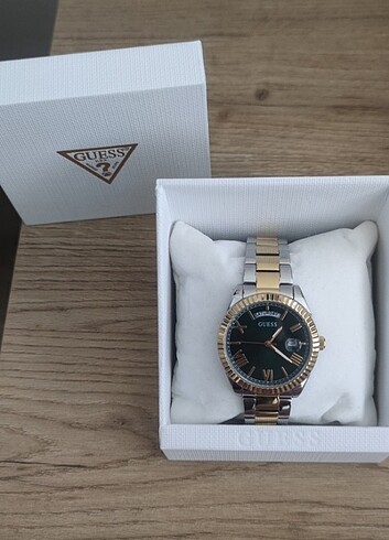 Guess Guess kadın saat