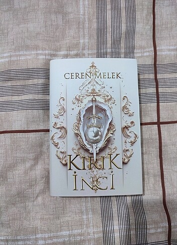 Kırık İnci 