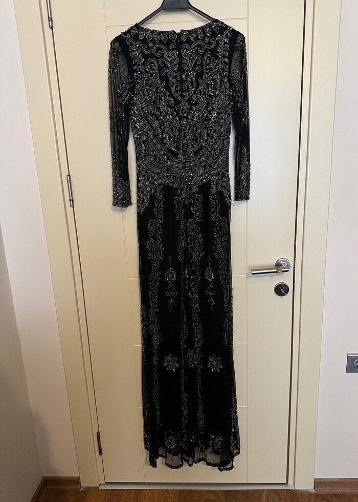 Taş işlemeli abiye elbise - Görsel 4