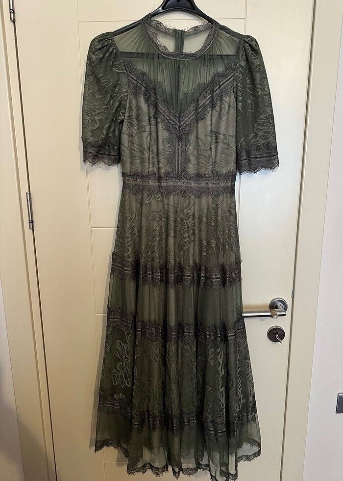 Dantel detaylı elbise - Görsel 5