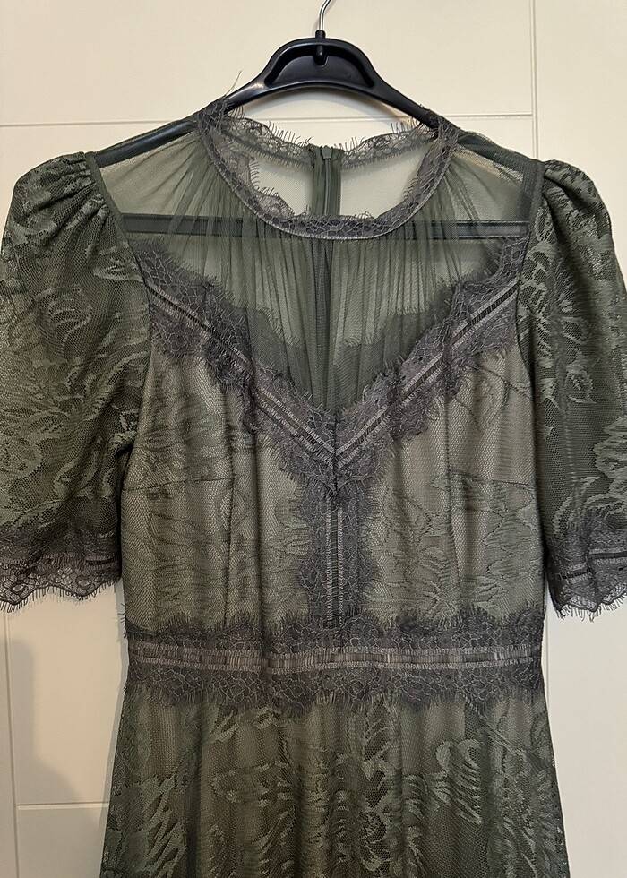 Dantel detaylı elbise - Görsel 4